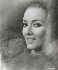 Daniela Bianchi James Bond girl Original 8x10 Photo Glamour Portrait OK Connery