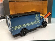 Preços baixos em Corgi Bedford 1:43 Veículos de brinquedo e de