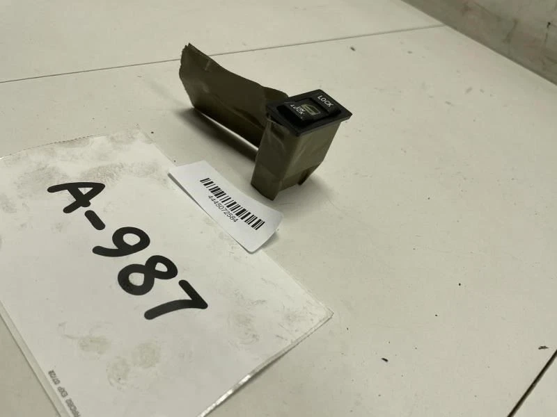 2001 年丰田 MR2 SPYDER 锁解锁开关推按钮组件 原始设备制造商 + — 第 2/4 张图片