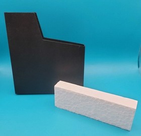 The Bugs Bunny Crazy Castle NES ( 1989) CIB Compete w/ Box, Manual, Cart.