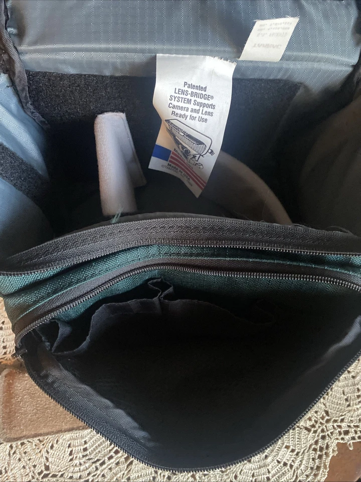 Винтажная сумка для фотоаппарата Tamrac 603 зеленый мягкий ремень бывшая в употреблении отличное состояние товара - Изображение 3 из 4