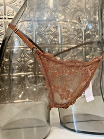 Victoria's Secret DREAM ANGELS Adjustable V-STRING THONG Panty XS CARAMEL NWT