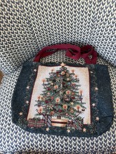 Vintage Made In USA Tapestry Tote Christmas Tree Approx 16”x12” Mohawk home