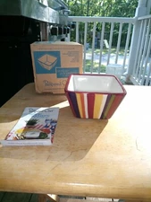 Pampered Chef 2016 Striped Small Bowl