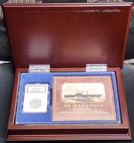 1860-High-O Seated Liberty Half Dollar. NGC SS Republic Shipwreck-AU UNC Detail