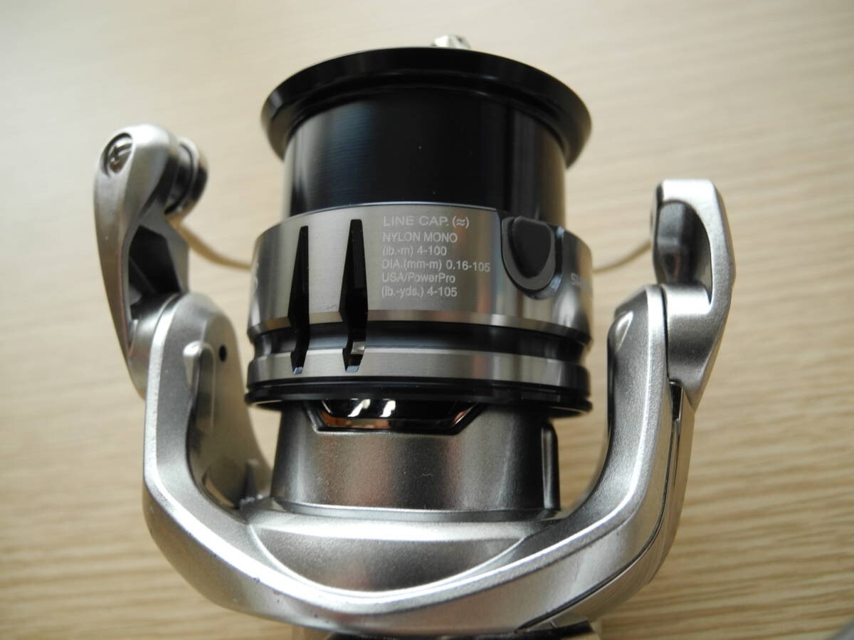 Shimano 19 Stradic C2000S Spinning Reel | eBay
