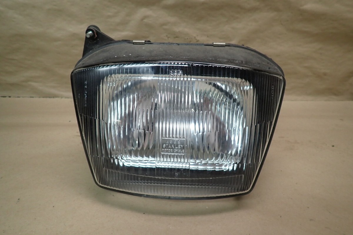 1991 KAWASAKI NINJA ZX6 ZX600 C HEADLIGHT HEAD LIGHT