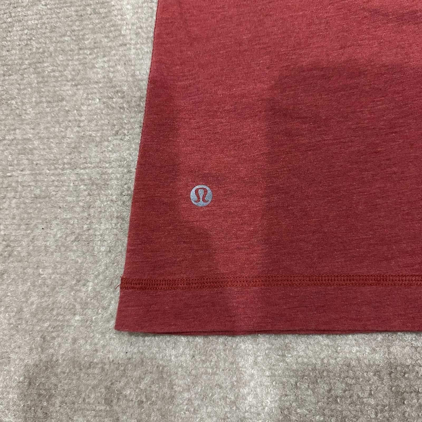 Lululemon Men's Medium Red 5 Year Basic Short Sle… - image 4