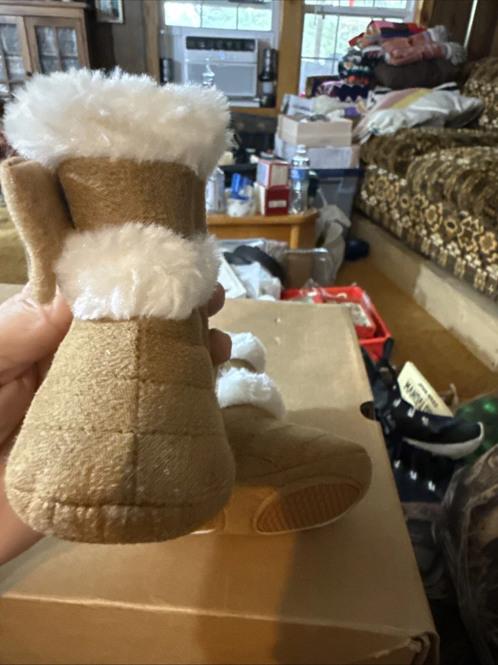 BOTAS BOTINES BEBÉ NIÑA ~Talla 2 se adapta a 6-9 meses~Material gamuza marrón 2B Foto 3 de 4