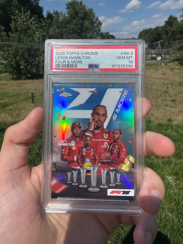2025 TOPPS CHROME FORMULA 1 FOUR & MORE #4N-2 LEWIS HAMILTON PSA 10