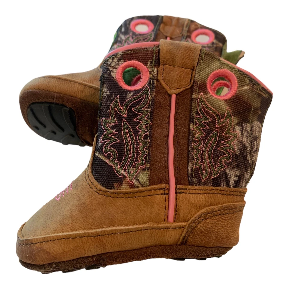 Niñas John Deere Johnny Popper Mossy Roble Camuflado Cuna Botas Bebé 2M Cuero Rosa Foto 2 de 4
