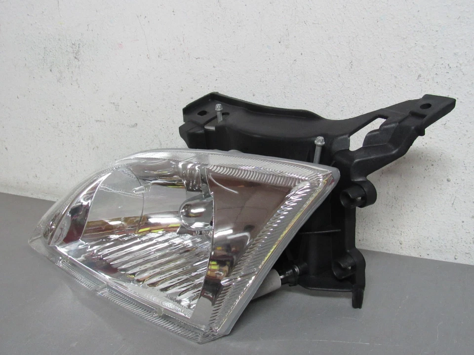 2000 2002 CHEVROLET CAVALIER LEFT SIDE HEADLIGHT - Image 2 of 4
