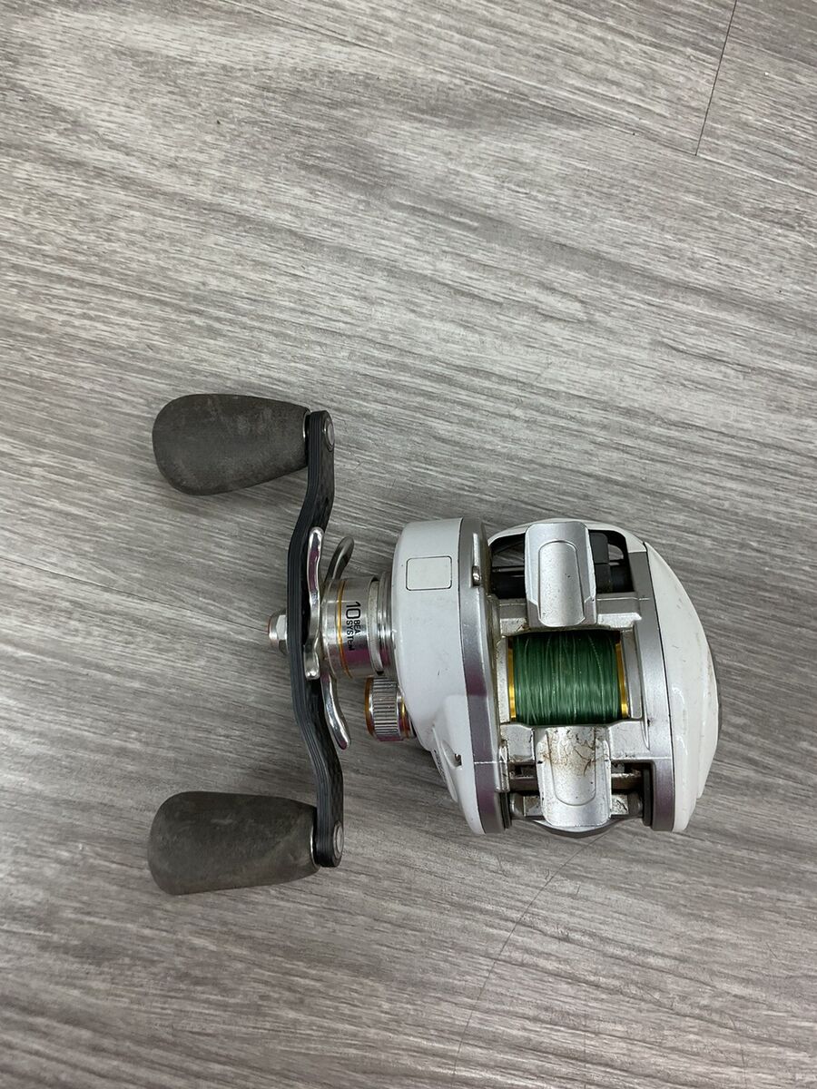 Johnny Morris Carbonlite 2.0 Reel JCT10SHA 7.5:1 - Bass Pro Johnny Morris Carbonlite 2.0 Reel JCT10SHA 7.5:1 - Bass Pro