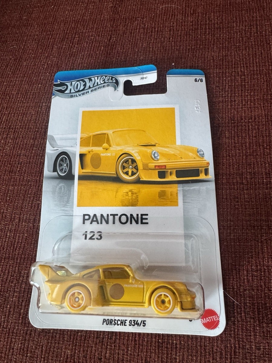 Hot Wheels Porsche 934/5 2025 Pantone JKY47-956A 1/64 Scale