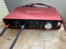 Focusrite Scarlett 2i4 2nd Gen Audio/Midi Interface - Red