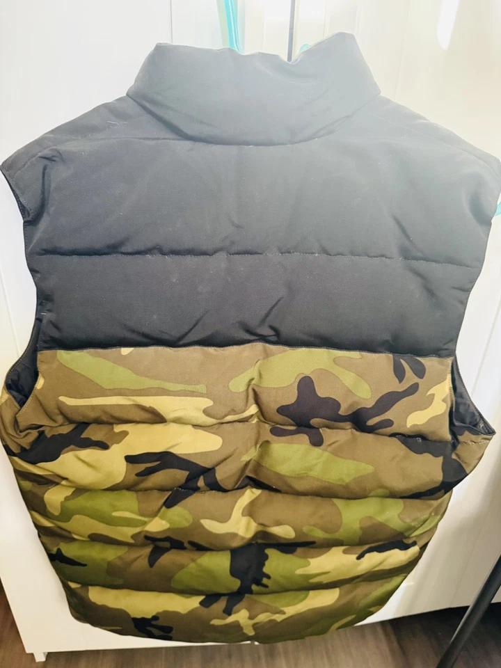 NUEVO AUTÉNTICO GANSO CANADIENSE PARA HOMBRES CHALECO ESTILO LIBRE CLÁSICO CAMUFLAJE VERDE TALLA S MARCA  Foto 4 de 4