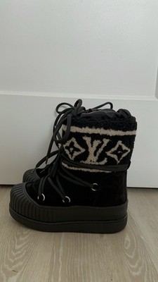 Louis Vuitton Monogram Shearling Snow Boots
