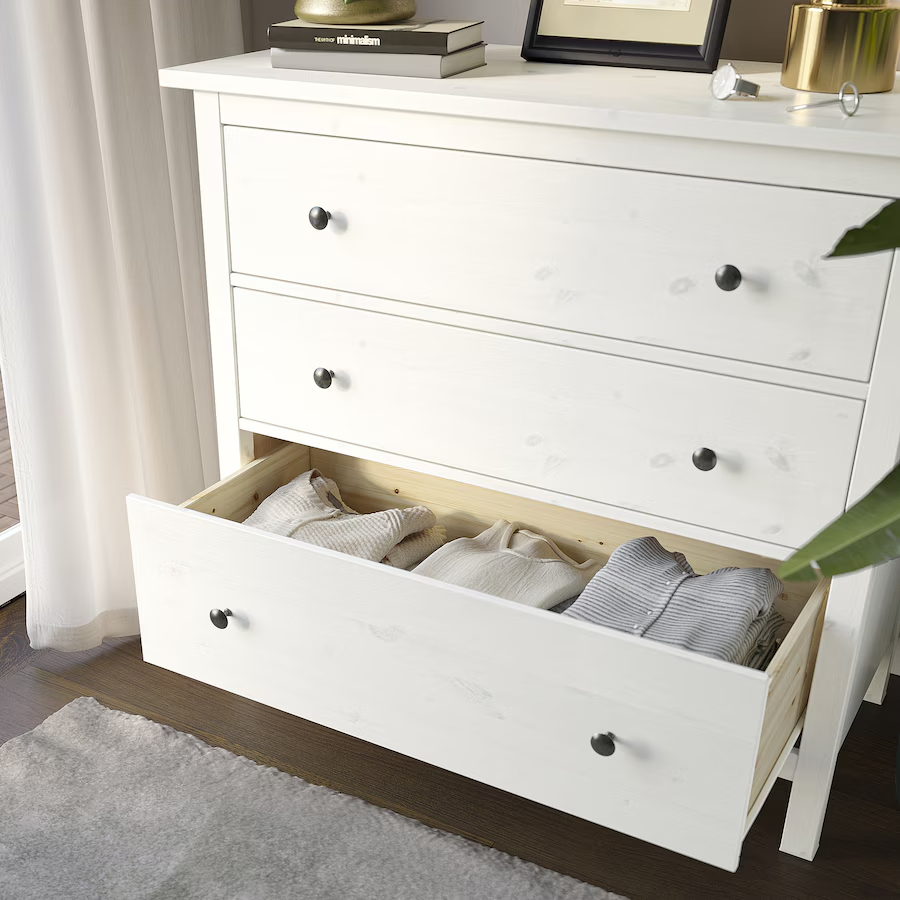 IKEA ホワイト木製チェスト HEMNES Ikea HEMNES white stain 3 drawer dresser | eBay