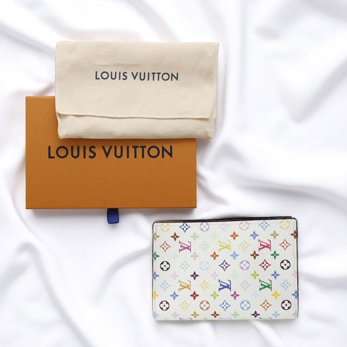 NEW Louis Vuitton x Takashi Murakami Passport Cover Couverture