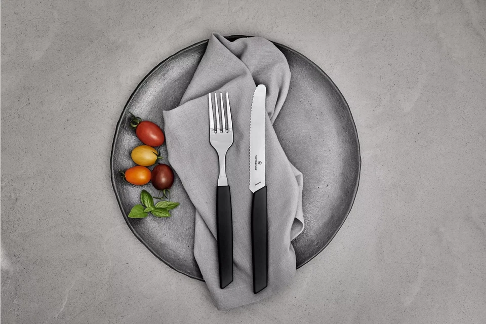 Victorinox - Cuchillo de tomate dentado 11 cm moderno suizo - negro - 6.9003,11 W Foto 3 de 4