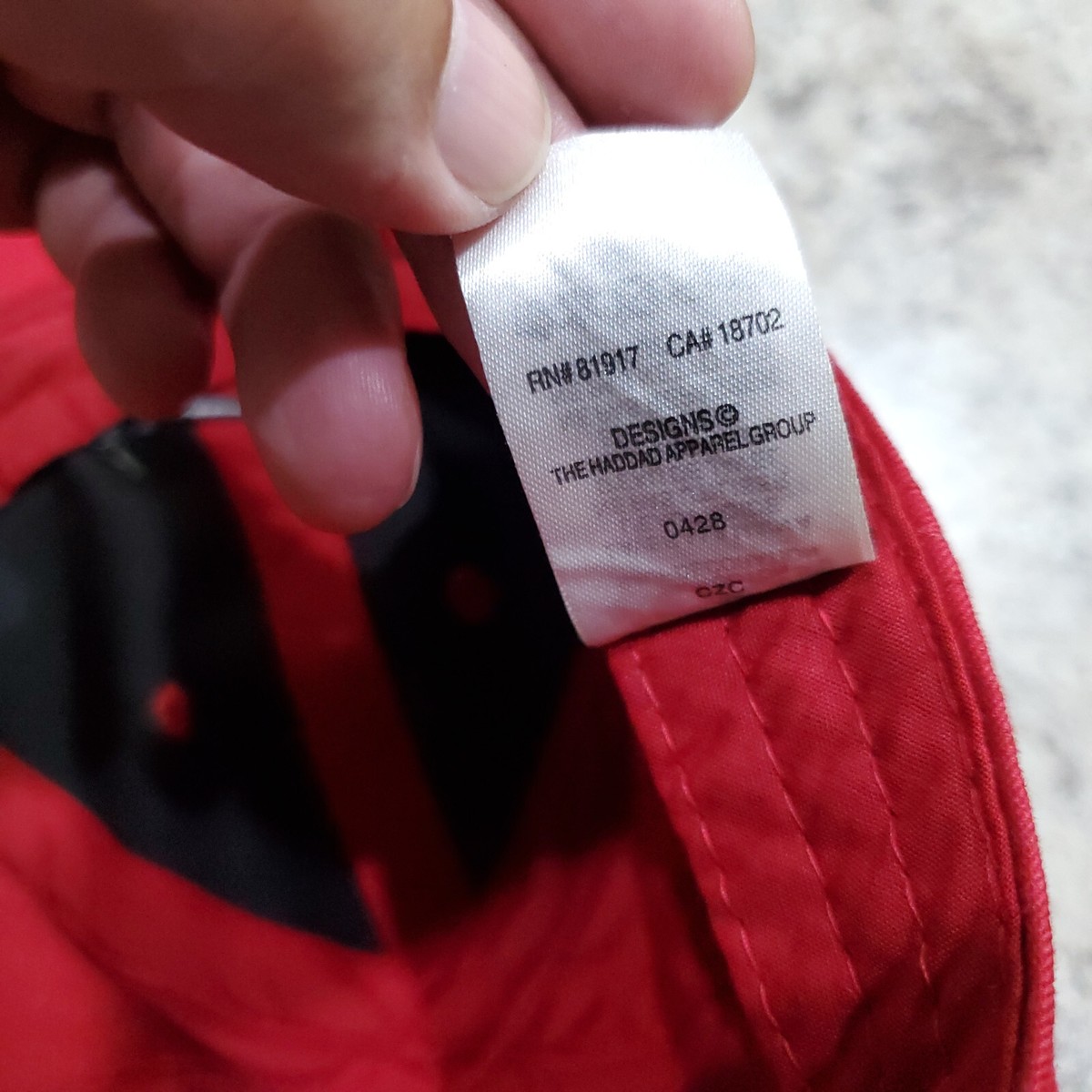 Nike Hat Cap StrapBack Kids 4-7 Red Logo Sports Running Polyester Outdoor Solid