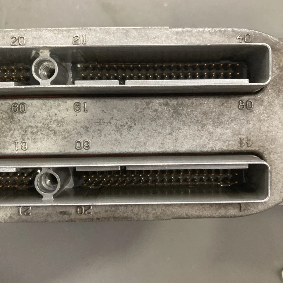 Chevrolet Camaro 1996 ECU/ECM 16207326 Foto 3 de 4