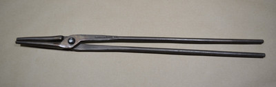 CENTUAR FORGE - 4# SCROLLING TONGS -  - 21'' LONG