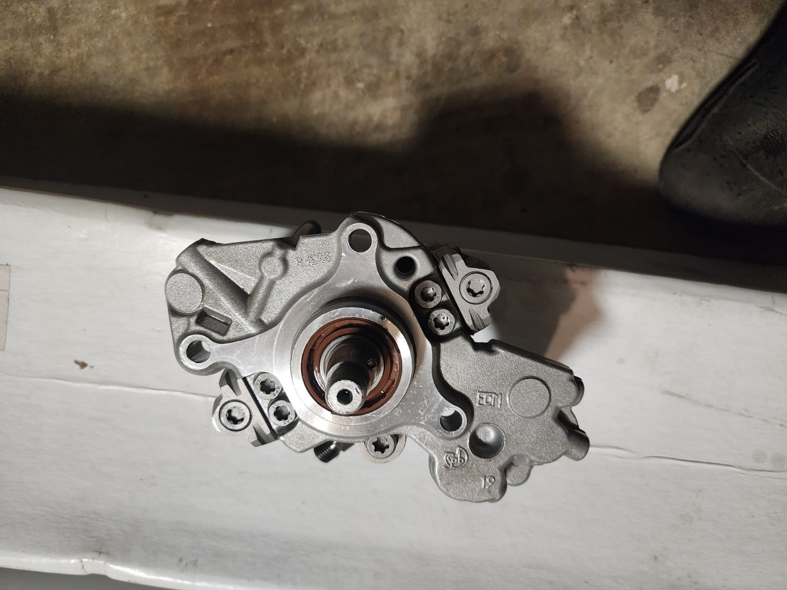 D18 D24 Fuel Injector Pump For Delphi Bobcat Doosan T450 T590 7249380 28394200