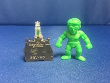 Schneider ZBVM3 009005 Light Block LED Green 230 V Screw Terminal 