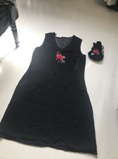 Look Fashion Vintage Look Black Dress Rose Sequinned Detail + Matching Purse