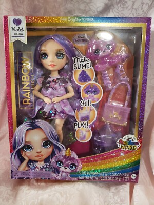 Poupée Violet Willow Junior High 23cm – Rainbow High, MGA, Boîte Cassée, Poupée Neuve