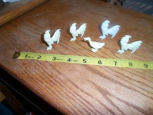 5 Vintage 1950s Marx chickens and duck for playset accesories