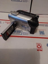 Sony DCR-DVD610 DVD Handy Cam Camcorder w/ 40x Optical Zoom HYBRID  No Charger