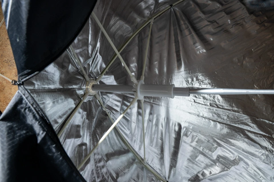 Softbox Wescott Mega JS Apollo 48". Ligeramente usado, excelente estado. Foto 2 de 4