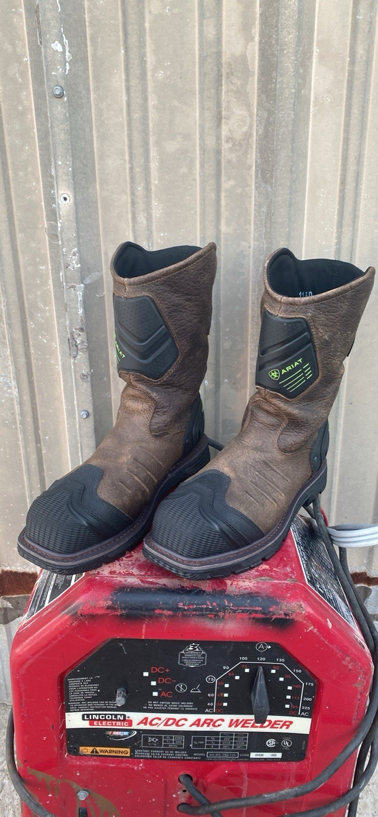 Ariat Catalyst VX Work Wide Square Toe Waterproof… - image 2