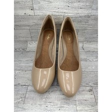 Clarks Artisan Tempt Appeal Sand Sable Patent Leather Pumps Heels Women Size 7W