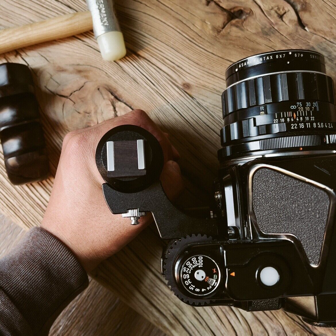 Wood Camera Hand Grip For Pentax 67 6X7 6*7 Left hand Handle Holder