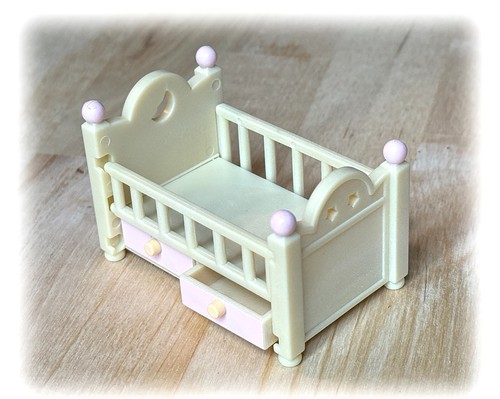 Epoch Sylvanian Calico Critters Pink Girl Nursery Replacement Pieces YOU CHOOSE - Picture 17 of 19