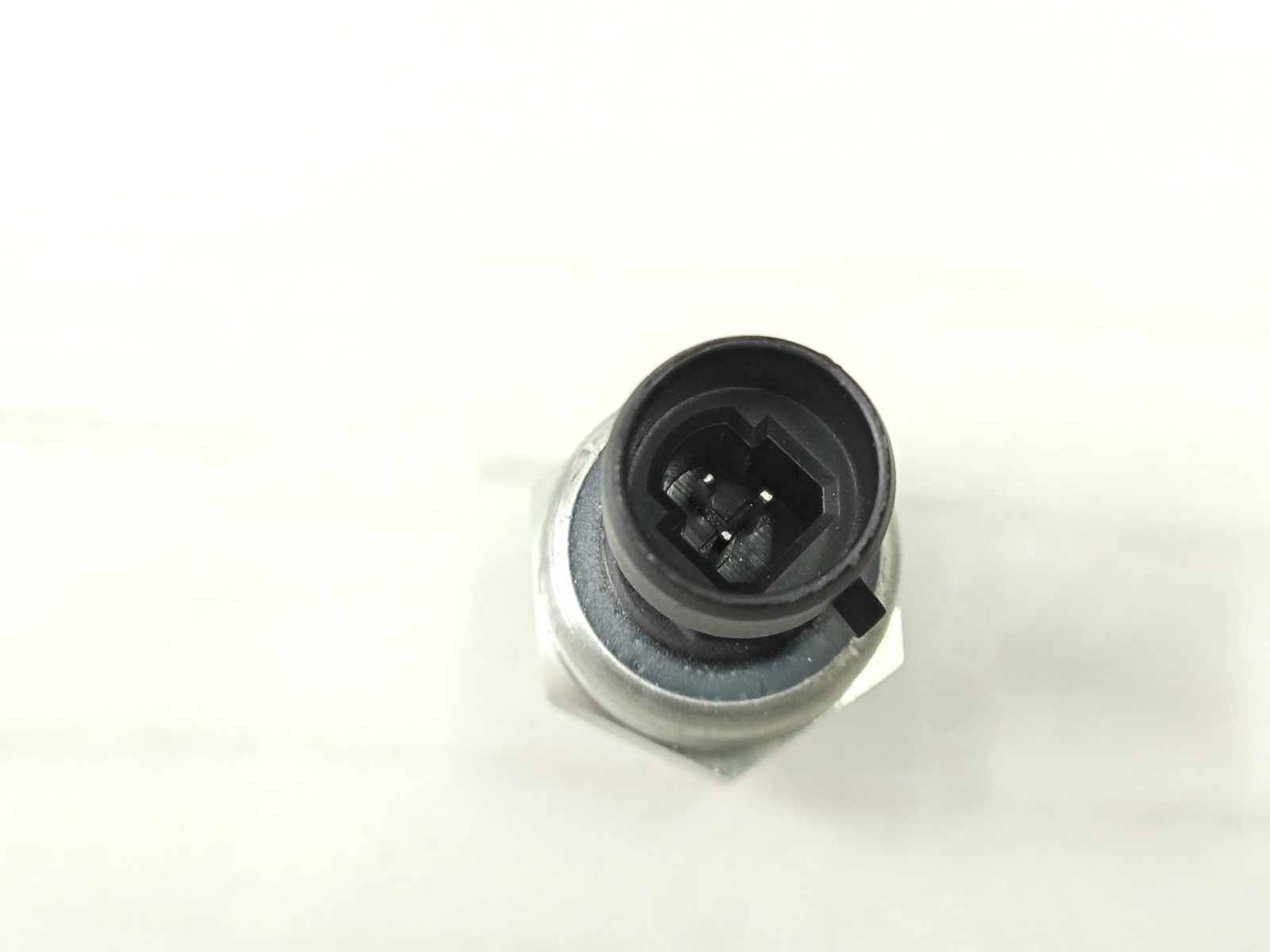 2003 2004 F250 F350 6.0 Diesel ICP Sensor new  3C3Z-9F838-A US