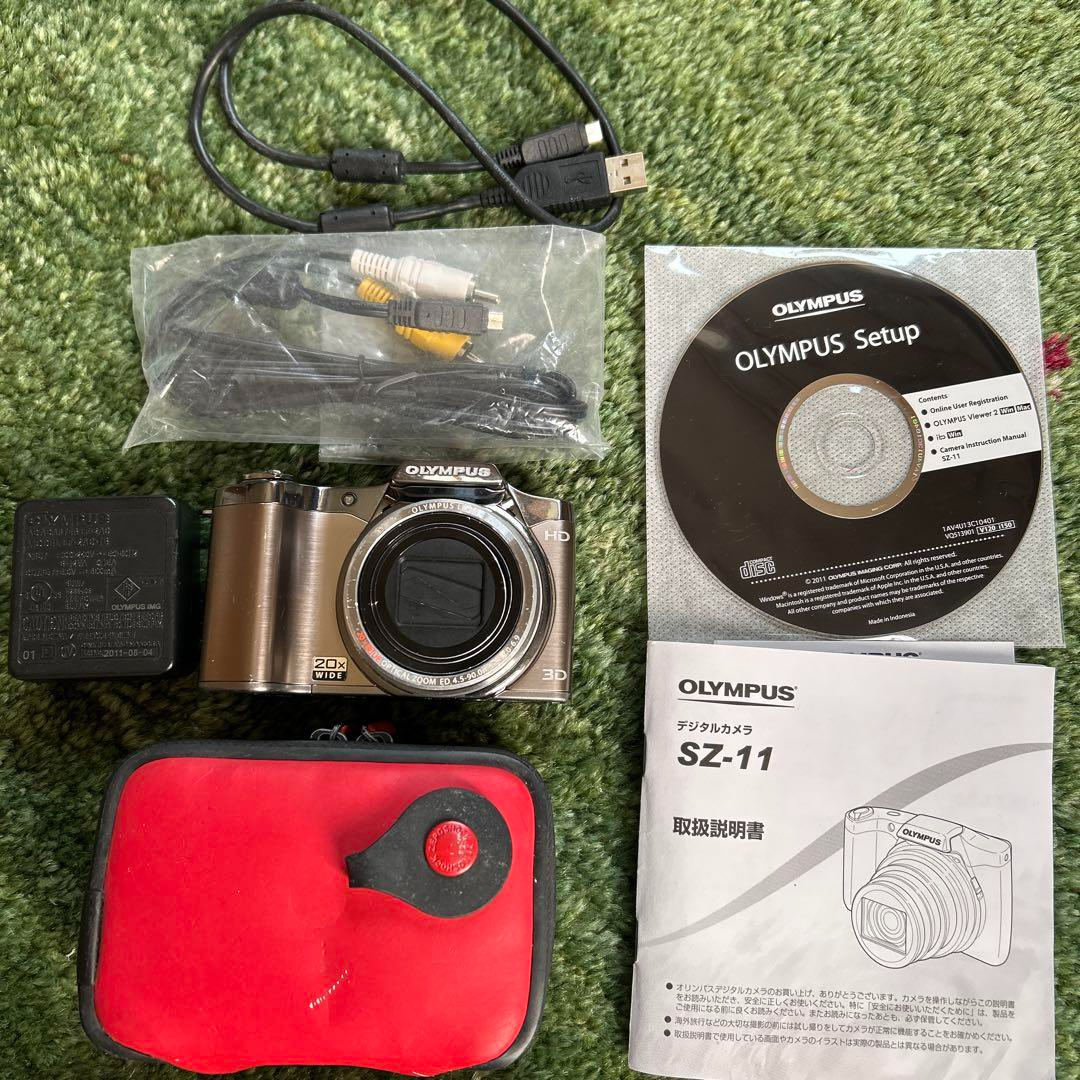 OLYMPUS SZ-14 Compact Digital Camera Silver From Japan