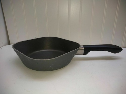 Wear-Ever Air Fryer 1.5Qt Aluminum Non-stick Skillet Saute Frying Pan & No Lid - Picture 8 of 8