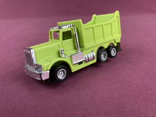 Vintage Tyco US1 Trucking Lime Green Dump Truck Slot Car