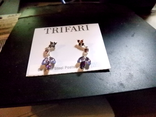 Vintage Trifari Amethyst Glass Bead Pierced Dangle Earrings Silver Tone NWT