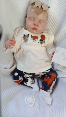 FOXY schönes Reborn Baby Mädchen professionell gewichtet bis 5,82 lbs 18'' 46cm