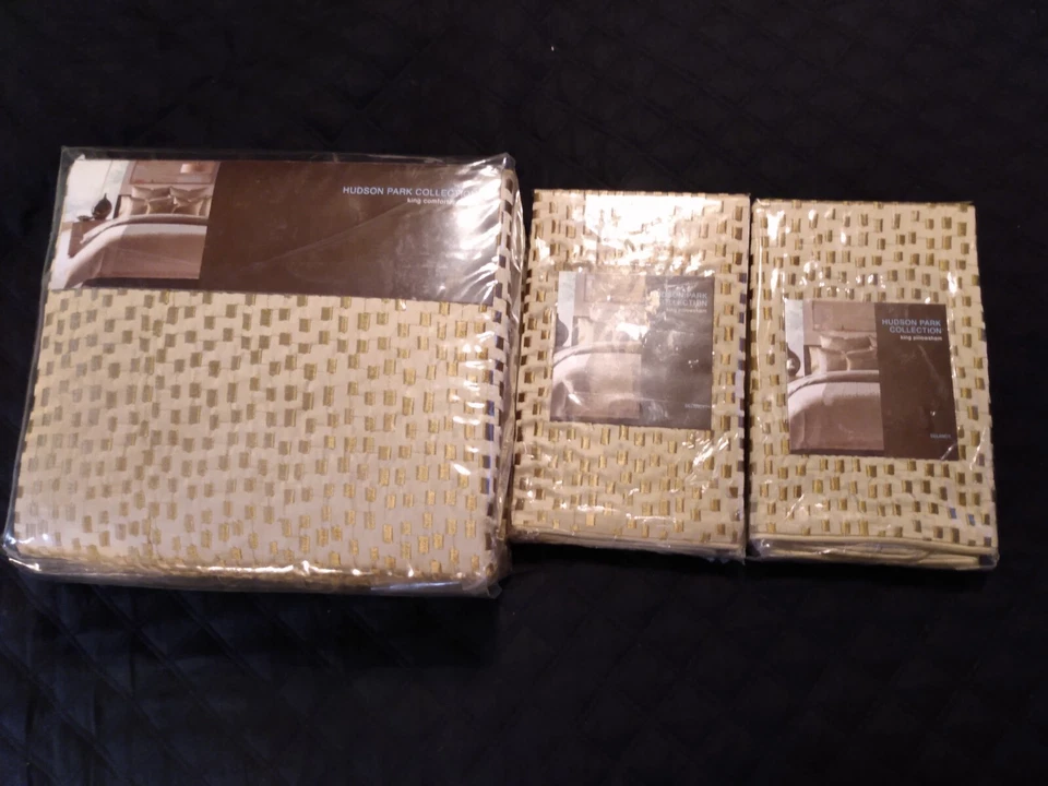 Funda nórdica Hudson Park DELANCY King y 2 fundas King PRECIOSA dorada metálica nueva con etiquetas Foto 2 de 4