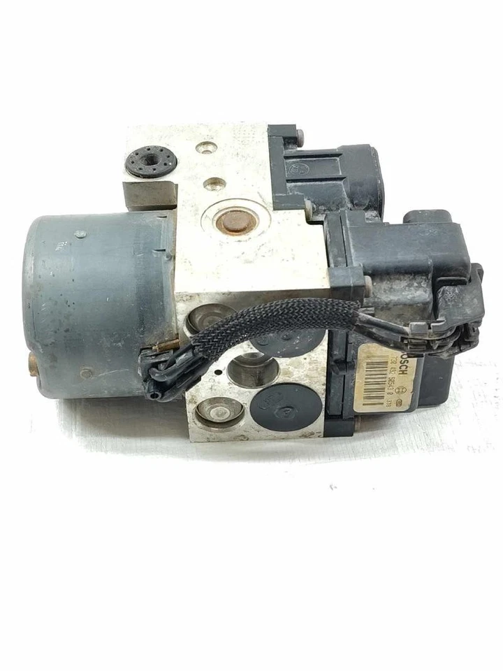 2005-2006 Chevy Equinox Pontiac Torrent ABS Anti-Lock Brake Pump Assembly FWD Foto 2 de 4