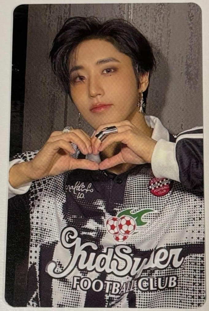 Stray Kids KARMA HMV Japan Benefit Lucky draw B official photocard