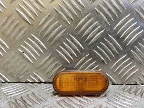 VW PASSAT B3/B4 3A2, 35I Kotflügelblinker vorne rechts 1H0949111 1.90 32162834