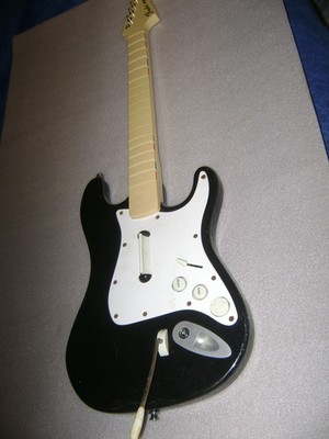 Harmonix Rock Band Guitar Wii Fender Stratocaster BlackFOR PARTS REPAIR ICES-003