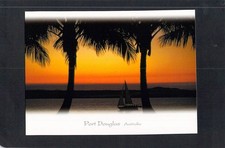 D7437 Australia Q Port Douglas postcard